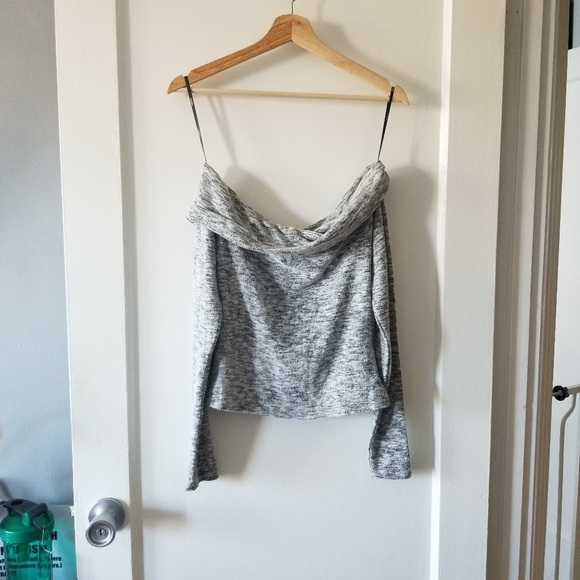 Forever 21 Tops - Forever 21 OTS Top size M Forever 21 Tops - Forever 21 OTS Top size M